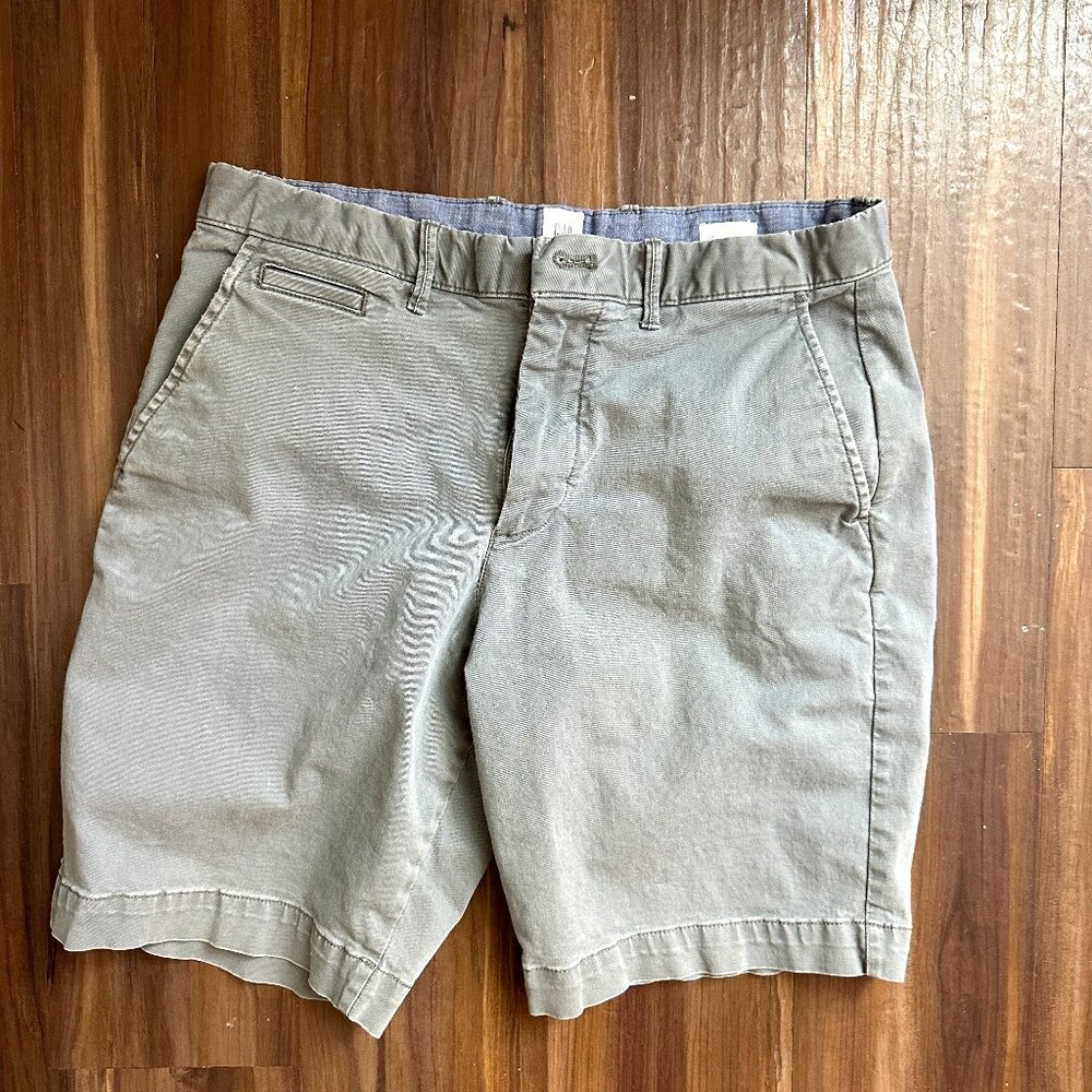 Gap Men's Vintage 10" Shorts Shadow Size 30